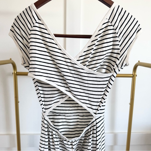 Garage Mini Dress Open Back Fit and Flare Black and White Stripes W Sz S - Picture 3 of 8